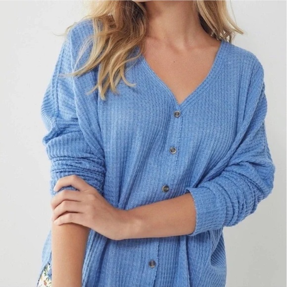 Out From Under | Urban Outfitters Blue Thermal Button Front Top Small - Picture 5 of 14